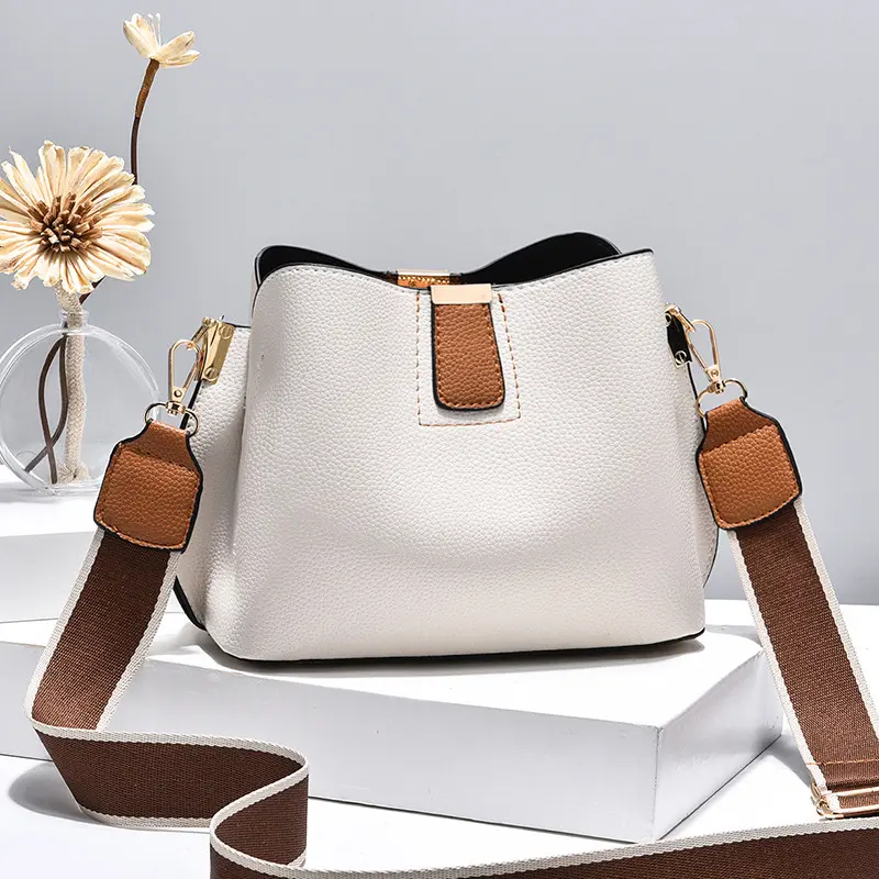 2024 New Luxury Designer Women Shoulder Bags Leather Bucket Bags Purse Fashion Brands Crossbody Bag Stylish Chic Women Handbag