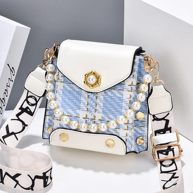 Women's Bags 2025 New Fashionable Rivet Shoulder Bags Women's Crossbody Phone Bag Summer Pearl Chain Luxury Handbag Bag women