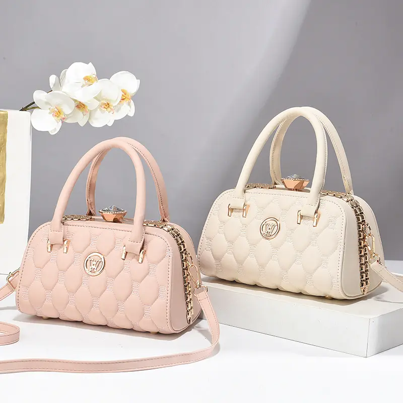 Luxury Brand Designer Ladies Handbag Casual Shoulder Bag Fashion Embossed Craftsmanship Women Commuting Crossbody Bag women