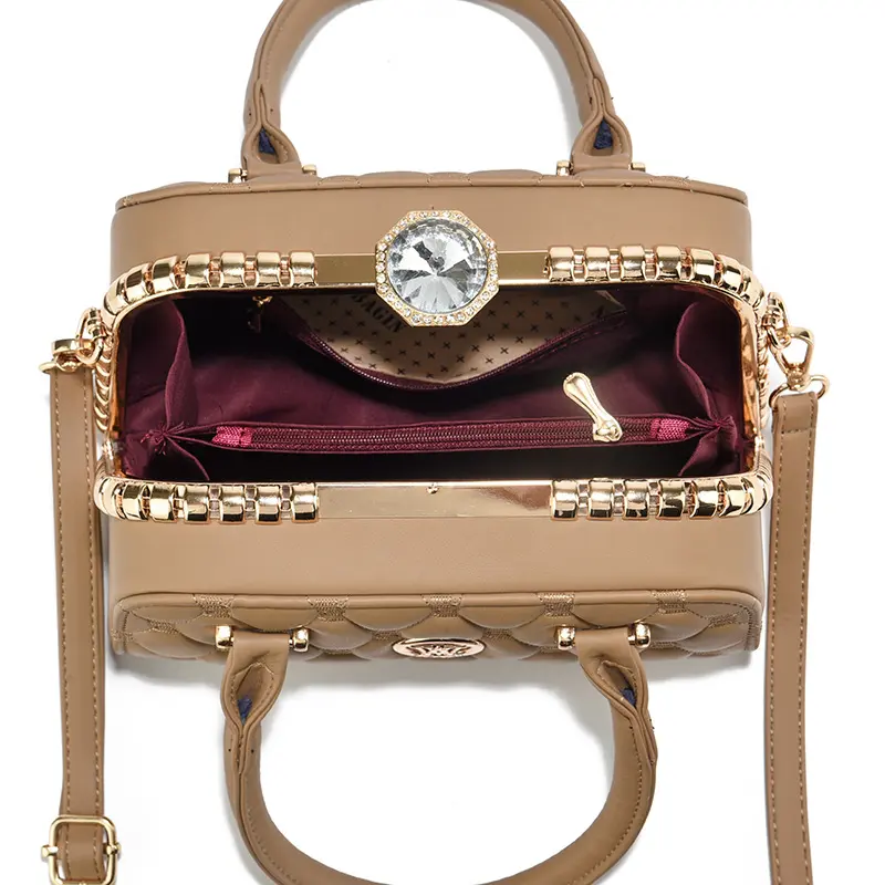 Luxury Brand Designer Ladies Handbag Casual Shoulder Bag Fashion Embossed Craftsmanship Women Commuting Crossbody Bag women