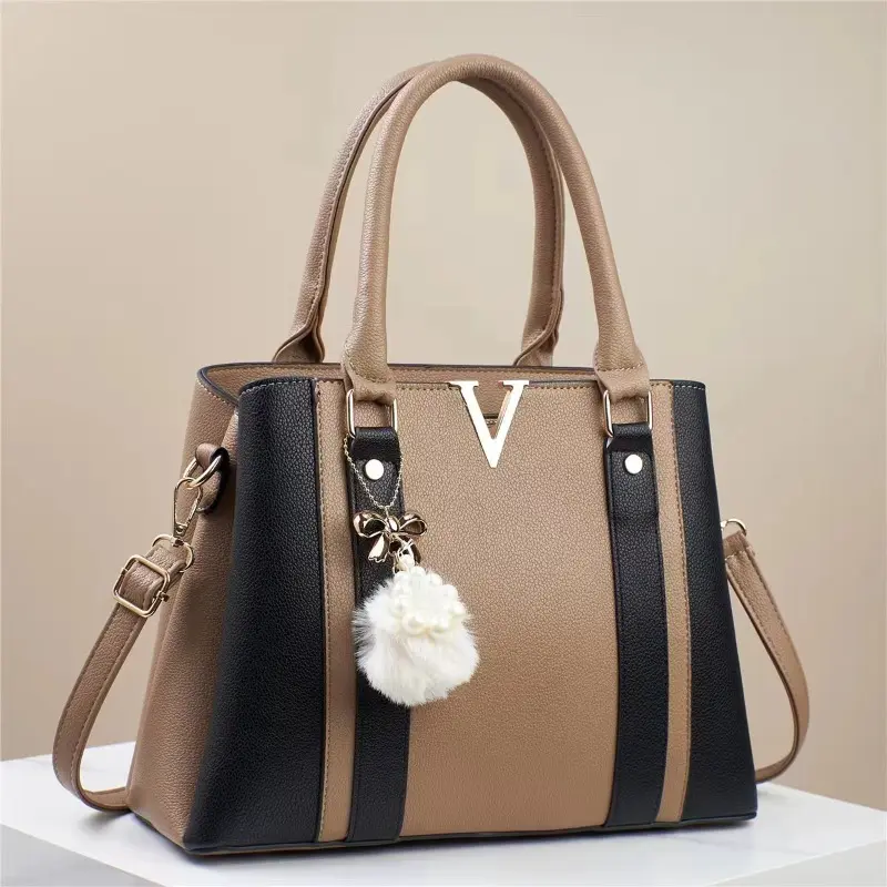 Fashionable and Casual Women's Shoulder Bag Luxury Brand Designer Crossbody Bag Classic Color Blocked Handbag Commuting Tote Bag