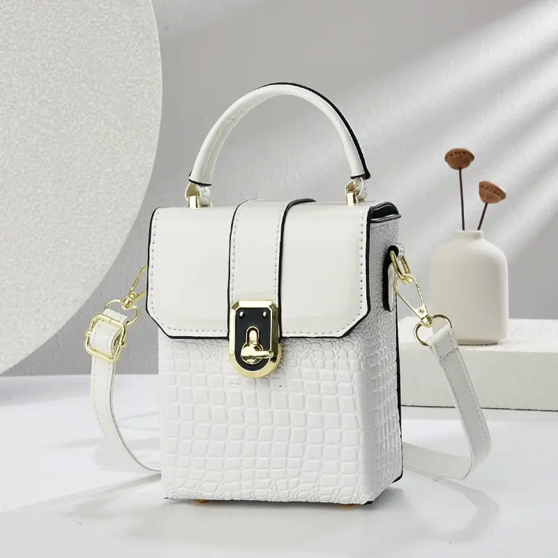 2025 New Brand Designer Women Shoulder Messenger Handbag Fashion Ladies Scarves Clutch Bags Female Popular Crossbody Small Bag