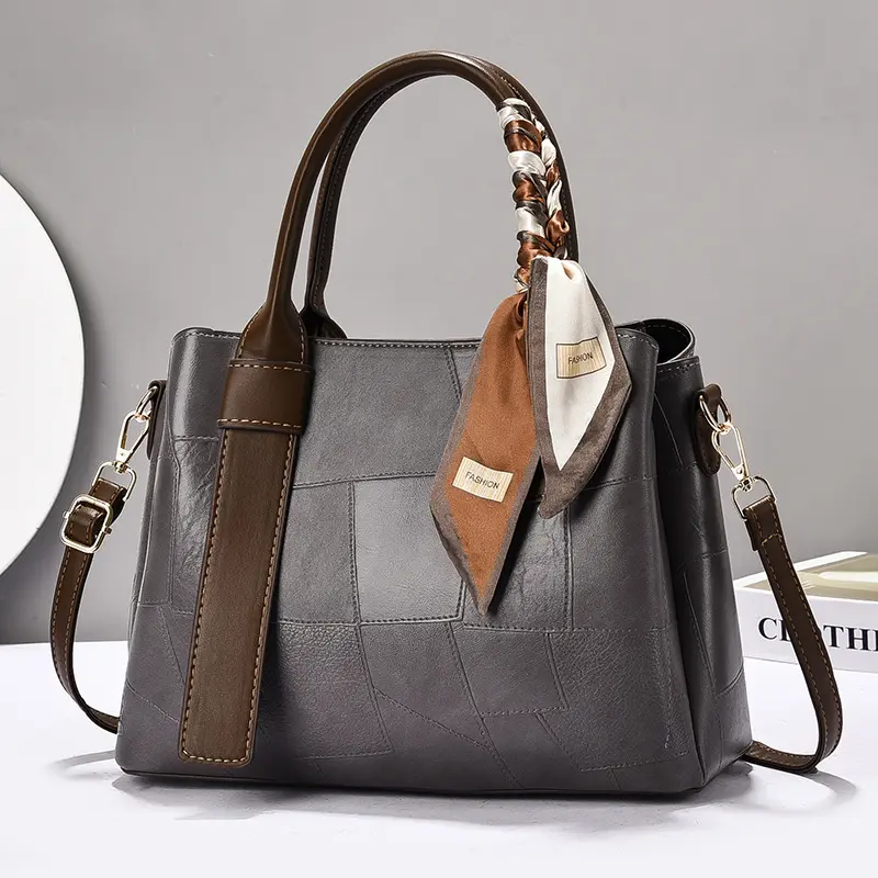 Large Capacity Tote Bag Shoulder Bags for Women Lightweight Shopping Bag Hot Sale Designer Handbags Quality Ladies Shoulder Bag