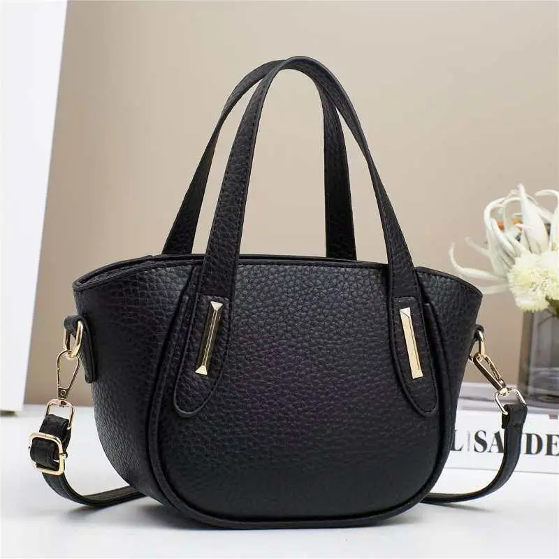 2025 New Fashion Handbag and Versatile Large Capacity Single Shoulder Crossbody Hand Bag Ladies PU Leather Womens Handbag