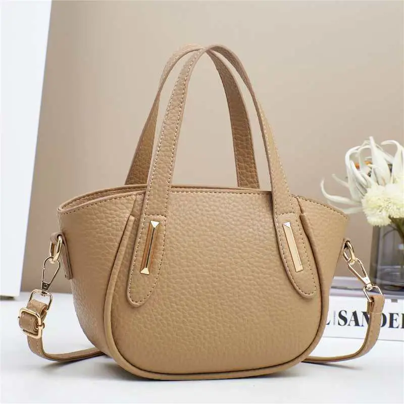 2025 New Fashion Handbag and Versatile Large Capacity Single Shoulder Crossbody Hand Bag Ladies PU Leather Womens Handbag