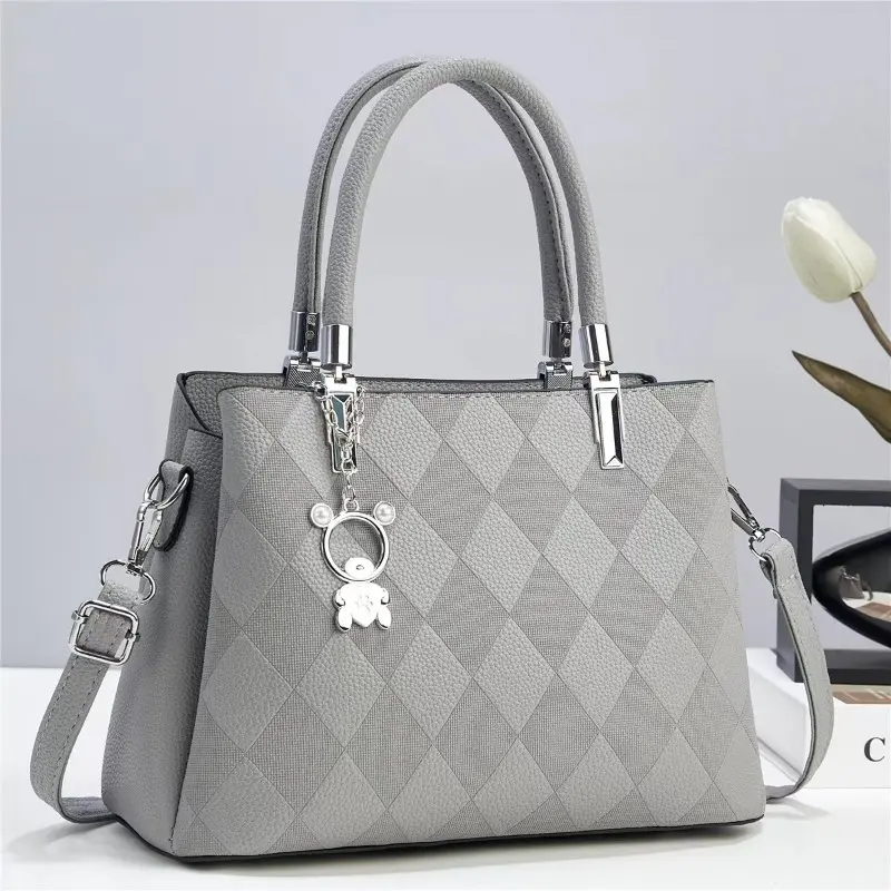 Large Capacity Rhombus Plaid Feminina Handbag High Quality Solid Color Shoulder Bag Casual Detachable Strap Zipper Bucket Bag