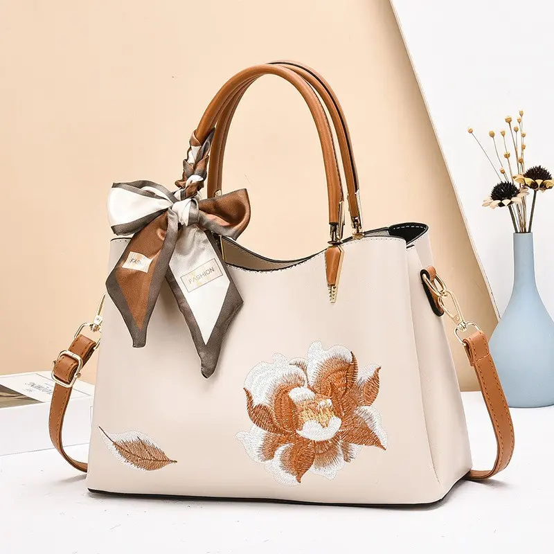Fashion Women Handbags Tassel PU Leather Totes Bag Top-handle Embroidery Crossbody Bag Shoulder Bag Lady Simple Style Hand Bags