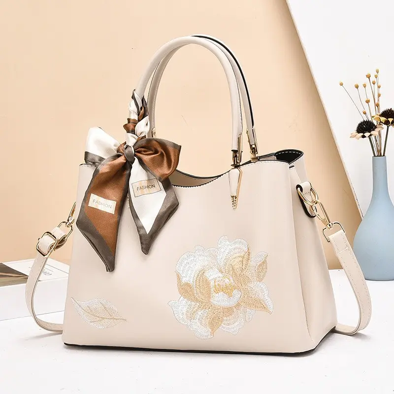 Fashion Women Handbags Tassel PU Leather Totes Bag Top-handle Embroidery Crossbody Bag Shoulder Bag Lady Simple Style Hand Bags