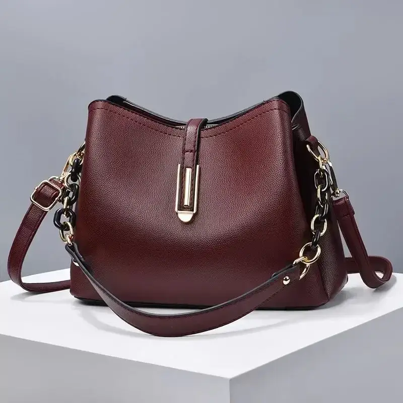 Fashion Brand Designer Women'S Crossbody Bag Large Capacity Casual Handbag Classic Retro Shoulder Bag Commuting Tote Bag Women