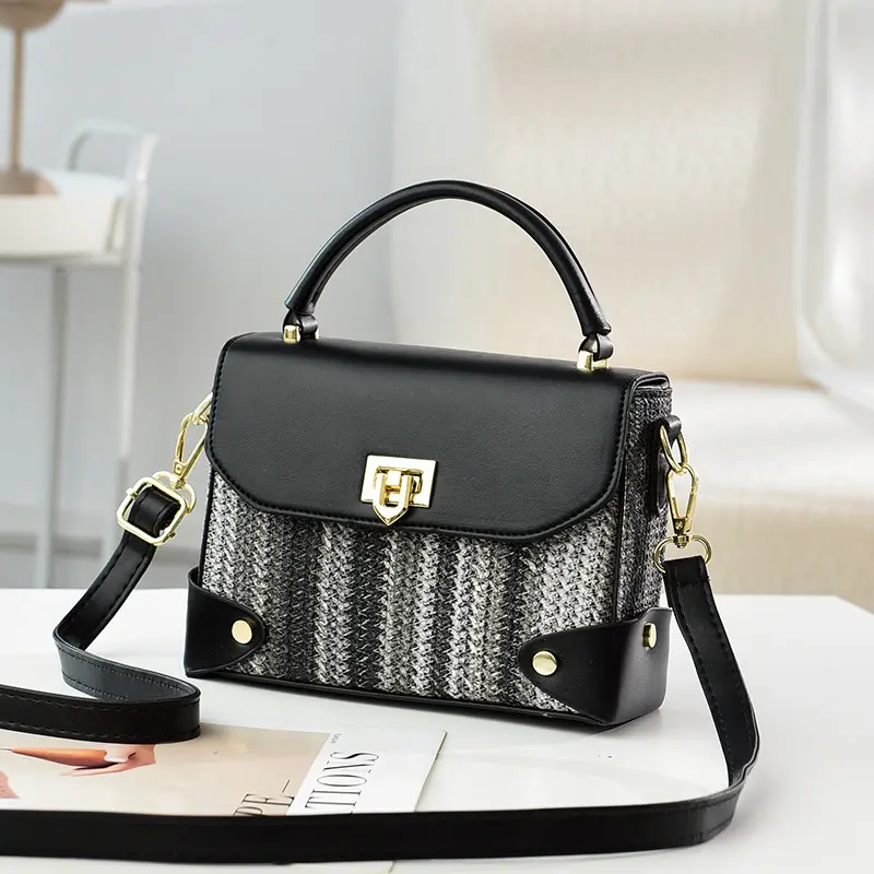 2025 New Versatile Luxury Handbags High-end Texture Women's Crossbody Bag Faionable Portable Elegante Ladies Small Square Bag