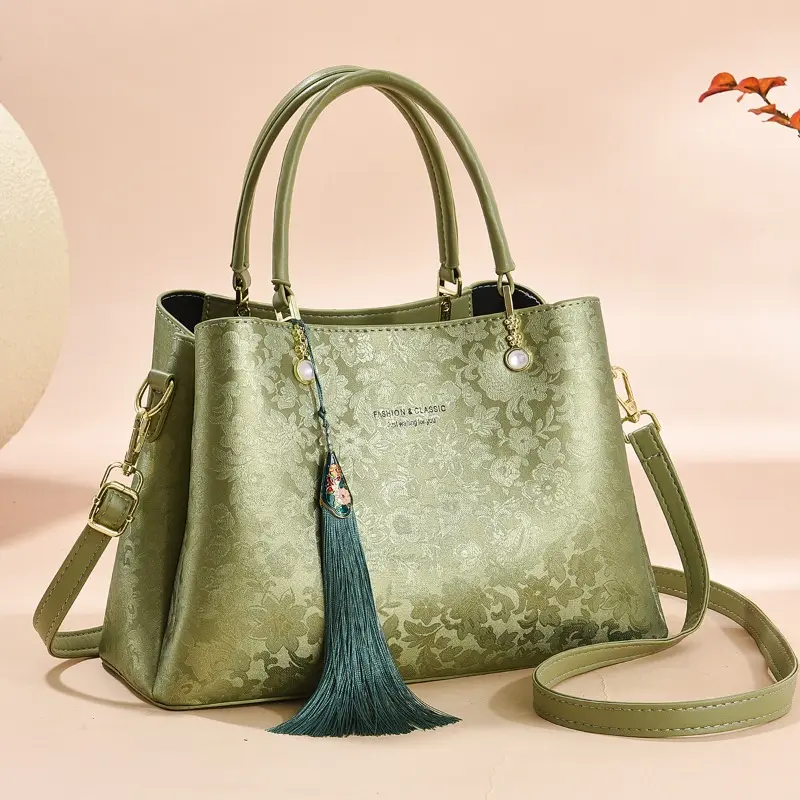 Fashion Luxury Designer Women's Crossbody Bag Print with Pendant Decor Tote Bag Large Capacity Handbag Ladies Messenger Bags Sac
