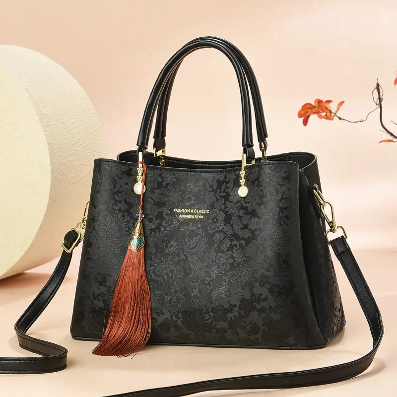 Fashion Luxury Designer Women's Crossbody Bag Print with Pendant Decor Tote Bag Large Capacity Handbag Ladies Messenger Bags Sac