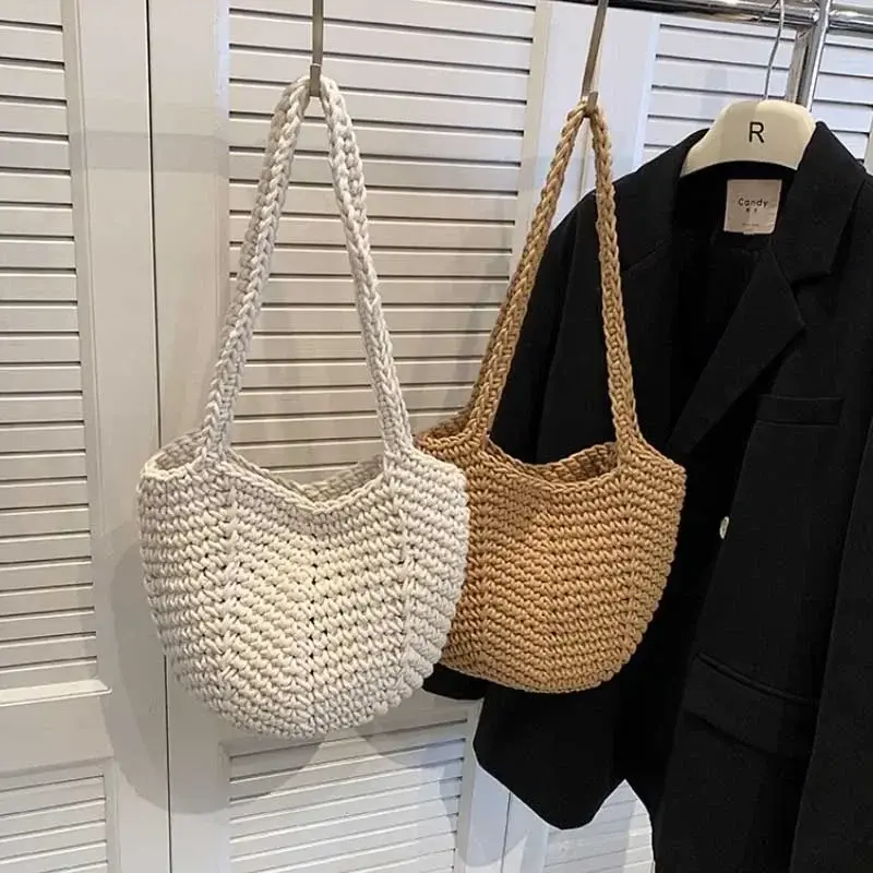 This Year's Popular Super Popular Niche Design Woven Bag 2025 New Women's Bag Popular Single Shoulder Bag Tote Bucket Bags