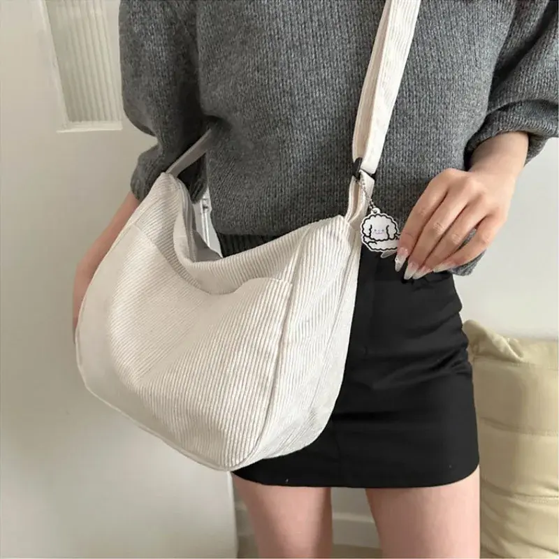 Women’s Corduroy Shoulder Bag, Casual Striped Large Capacity Tote with Zipper Closure, Cute Hat Patch, Perfect for Everyday Use