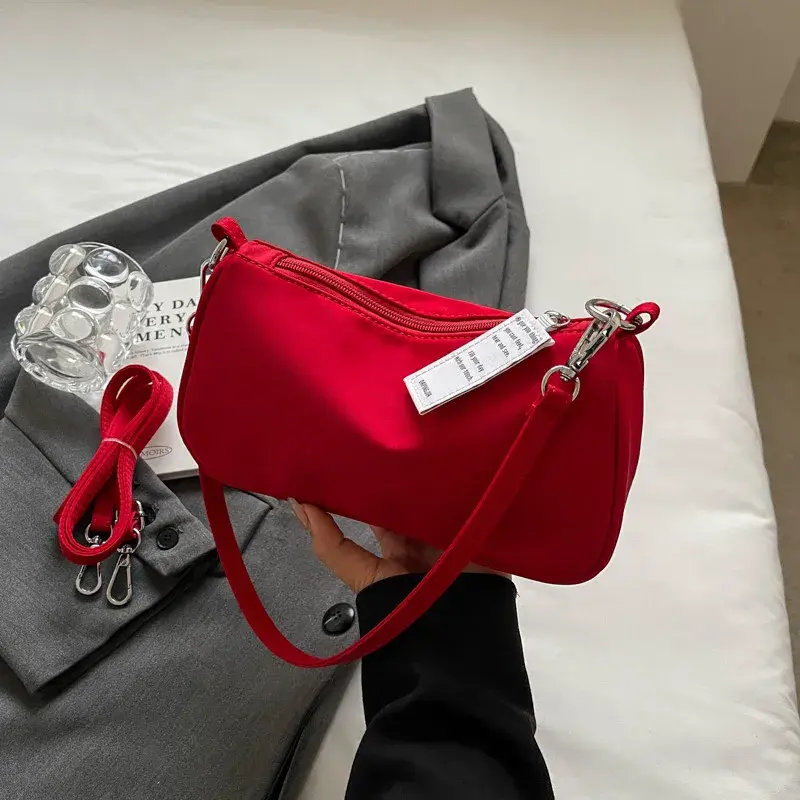 Red Women's Shoulder Bag 2025 New High-End Sensation Underarm Simple Match Commuting Bag Single oulder Handbag Designer Bags