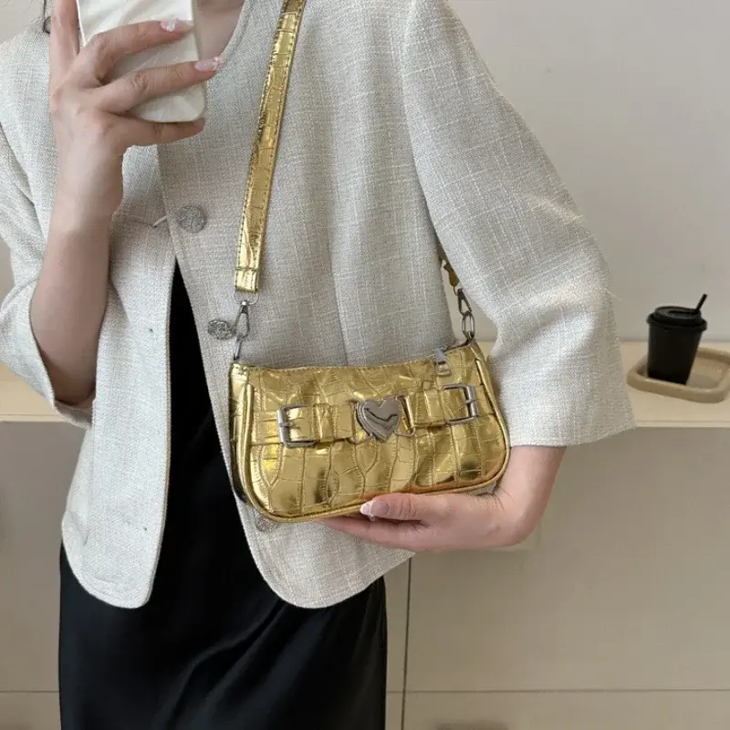 Women Y2K Peach Heart Butt Leather Handbags Girl Alligator Pattern Underarm Handbags Heart Pin Buckle Fashion Girls Shoulder Bag