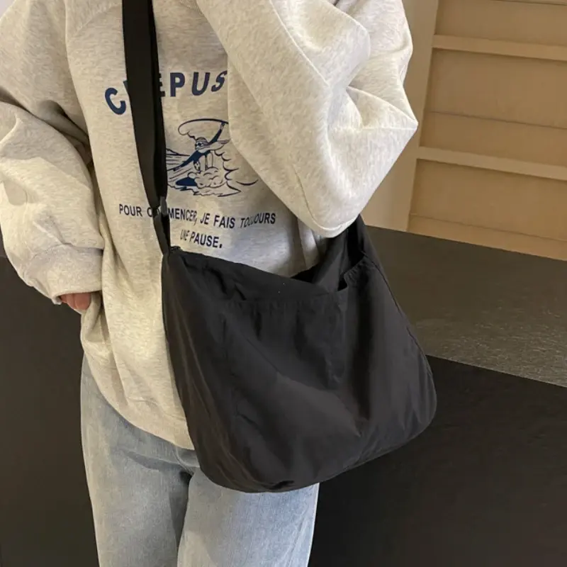 Fashion Versatile Women's Shoulder Bag Casual Soft Nylon Shoulder Hobos Bags for Women Simple Korean Messenger Bag Handbags