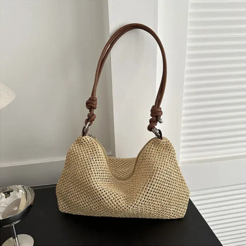 Summer Handwoven Straw Beach Women Tote Bags 2025 Vintage Hollow Out Basket Rattan Handbag Vacation Shoulder Bag New Beach Bag