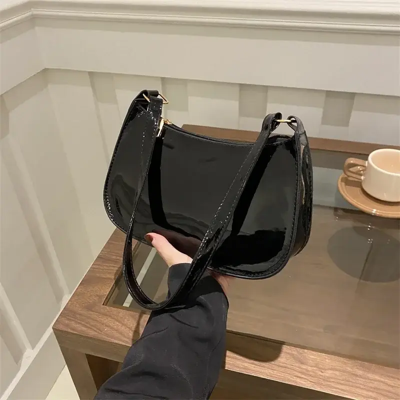 2025 Women's Patent Leather Handbag Versatile Fashion Shoulder Bag Casual Commuting Bag Girl Brand Designer Zipper Small Handbag