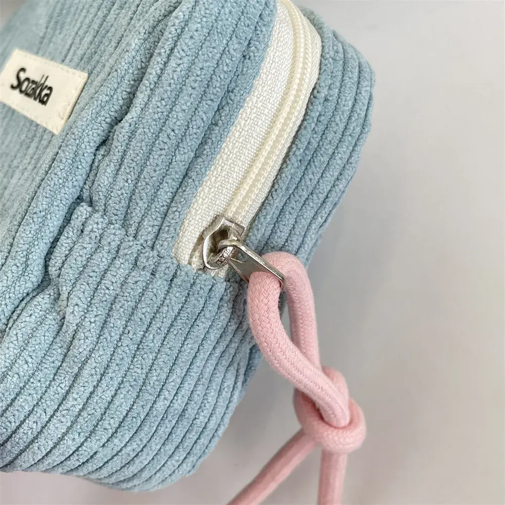 Kawaii Mini Makeup Handbags Wallet Coin Purse Ins Travel Makeup Lipstick Sanitary Napkins Pouch with Zipper Closure Storage Bag