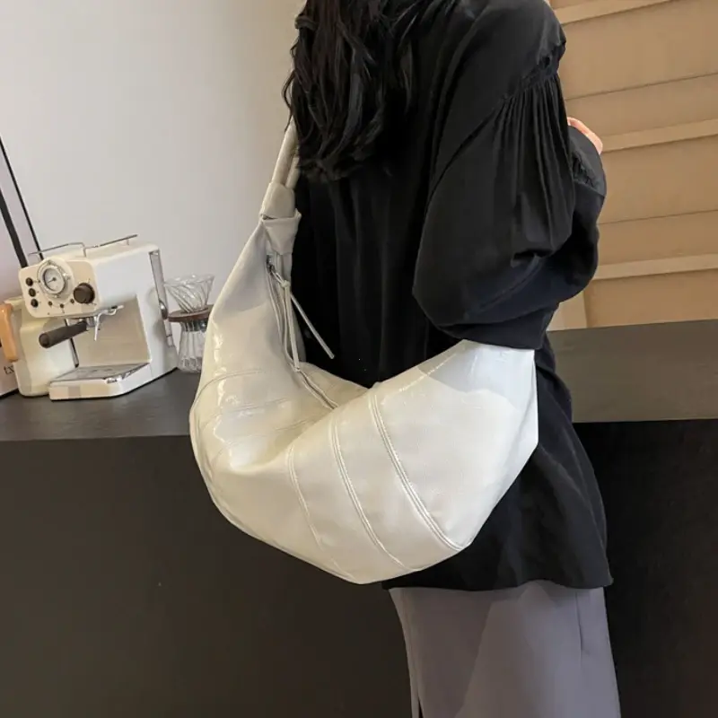 Luxury PU Leather Crescent Crossbody Bag for Women Casual Shoulder Satchel Hobo Bag Dumpling Red Bags Y2k Girls Messenger Bag