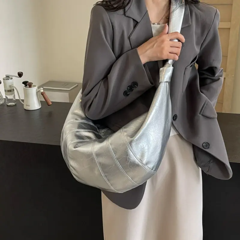 Luxury PU Leather Crescent Crossbody Bag for Women Casual Shoulder Satchel Hobo Bag Dumpling Red Bags Y2k Girls Messenger Bag