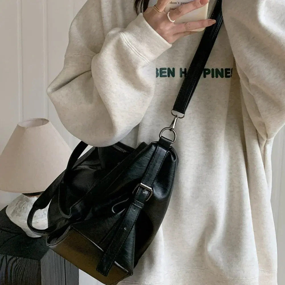 Large Capacity Black Shoulder Bags For Women Large Shopper Bag Solid Color Soft Leather Crossbody Handbag Lady Travel Tote Bag