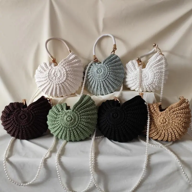 Hand-woven Bag Women's Seaside Conch Shell Messenger Bag Cute Pearls Chains Handmade Weave Crossbody Bag Novelty Small Handbags