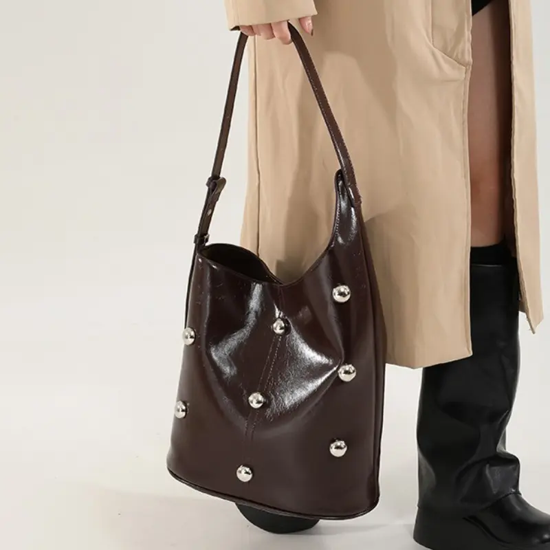 Punk Style Embellished Double-Faced Round Rivet Inlaid Niche Luxury Bucket Bag Chic Lady Underarm Large Capacity Shoulder Bag