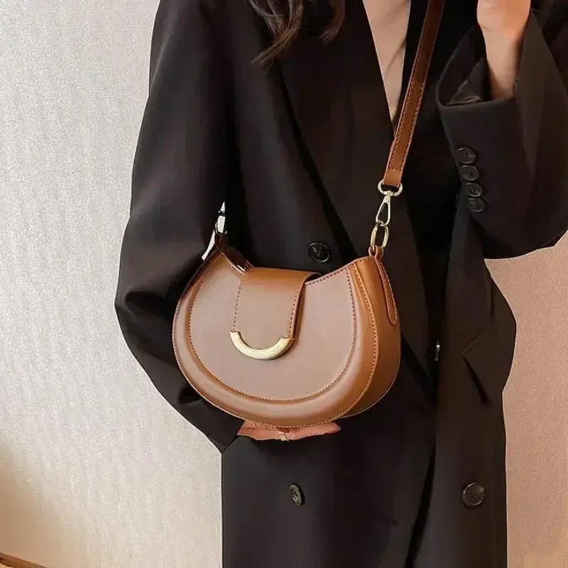 Armpit Shoulder Side Bags for Women 2025 Designer Trend Leather Small Underarm Crossbody Handbags and Purses Bags for Women