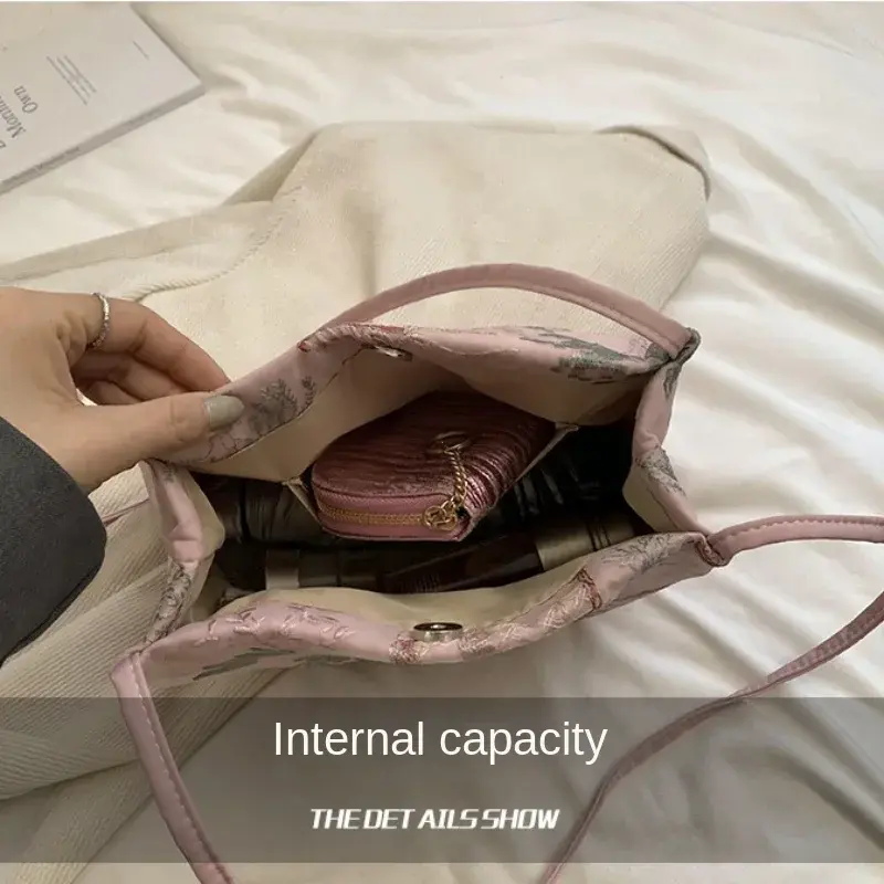 New Chinese Style Retro Bag 2025 New Models Silk Jacquard Fashionable Minimalist Bag Single Shoulder Diagonal Cross Women's Bag
