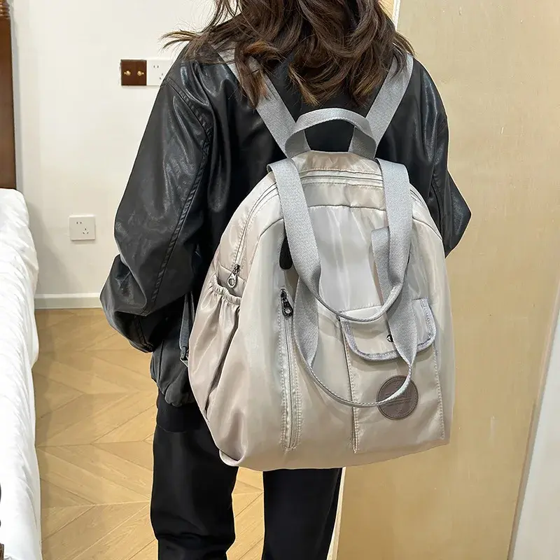 Oversized Multi Functional Fashion Backpacks For Women Large Capacity Dry and Wet Separation Shoulder Bag For Travelling Sports