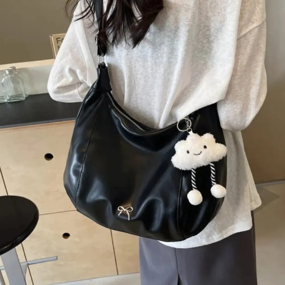 2025 Summer New Large Capacity Underarm Shoulder Bag Crossbody Bag Women's Fashion Backpack Comes with a Small Doll as a Gift