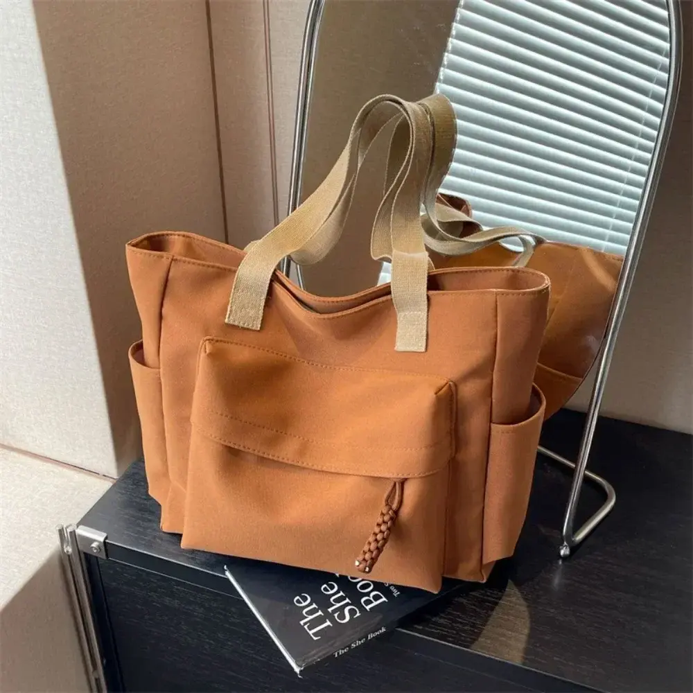 Casual Canvas Handbag with Zipper Closure Large Capacity Fashion Shoulder Bag College Student Commuting Tote Bag Women Handbags