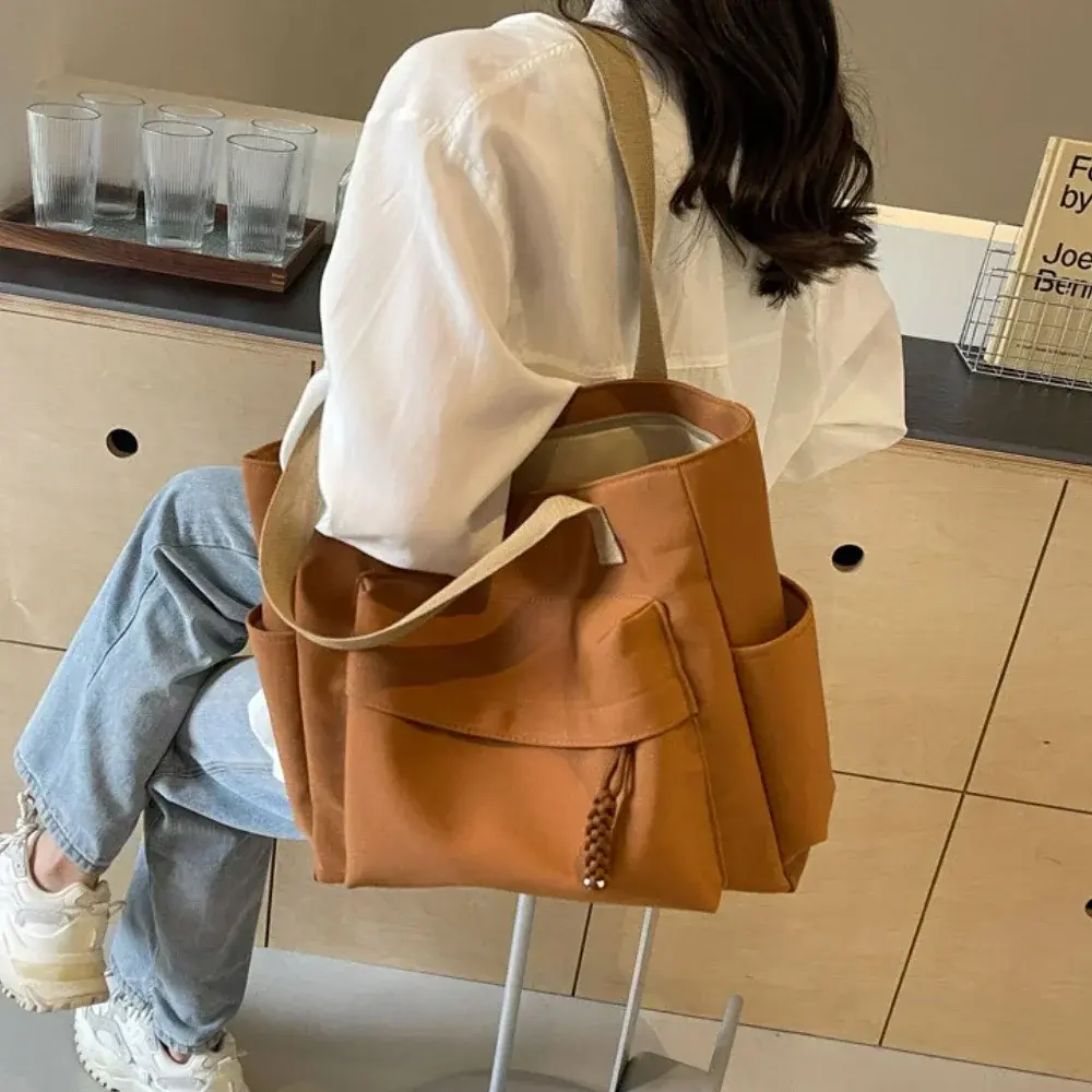 Casual Canvas Handbag with Zipper Closure Large Capacity Fashion Shoulder Bag College Student Commuting Tote Bag Women Handbags