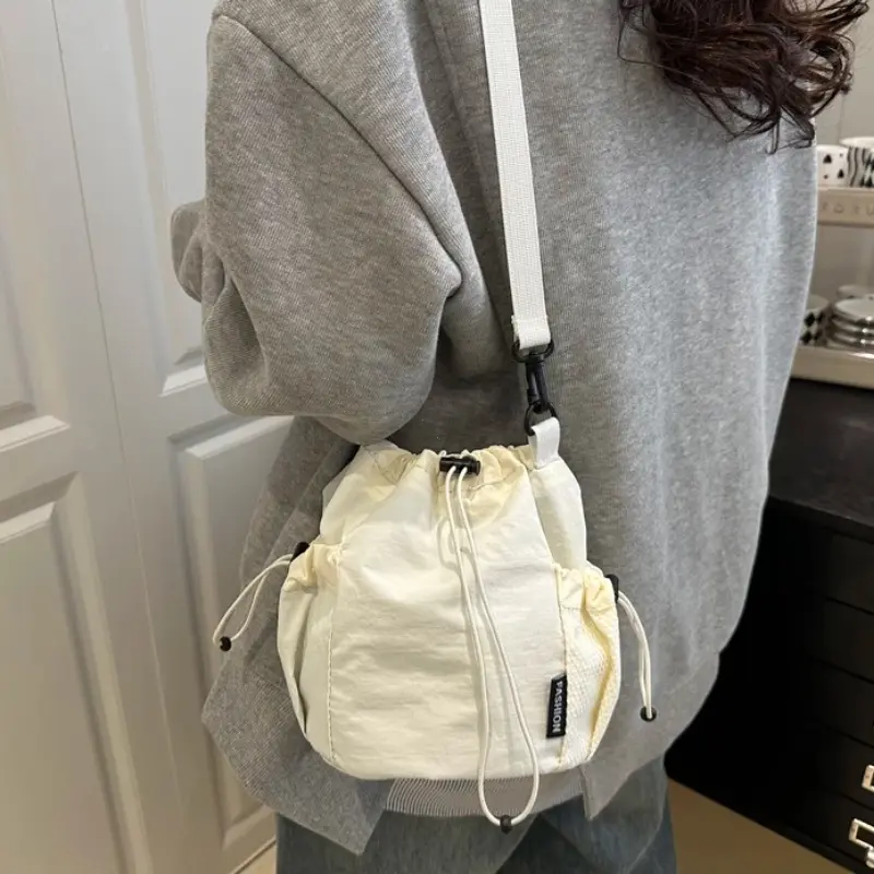 Lightweight Nylon Bucket Bag Women's Crossbody Bags Ins Drawstring Mobile Phone Bag Korean Single Shoulder Bag Casual Handbag