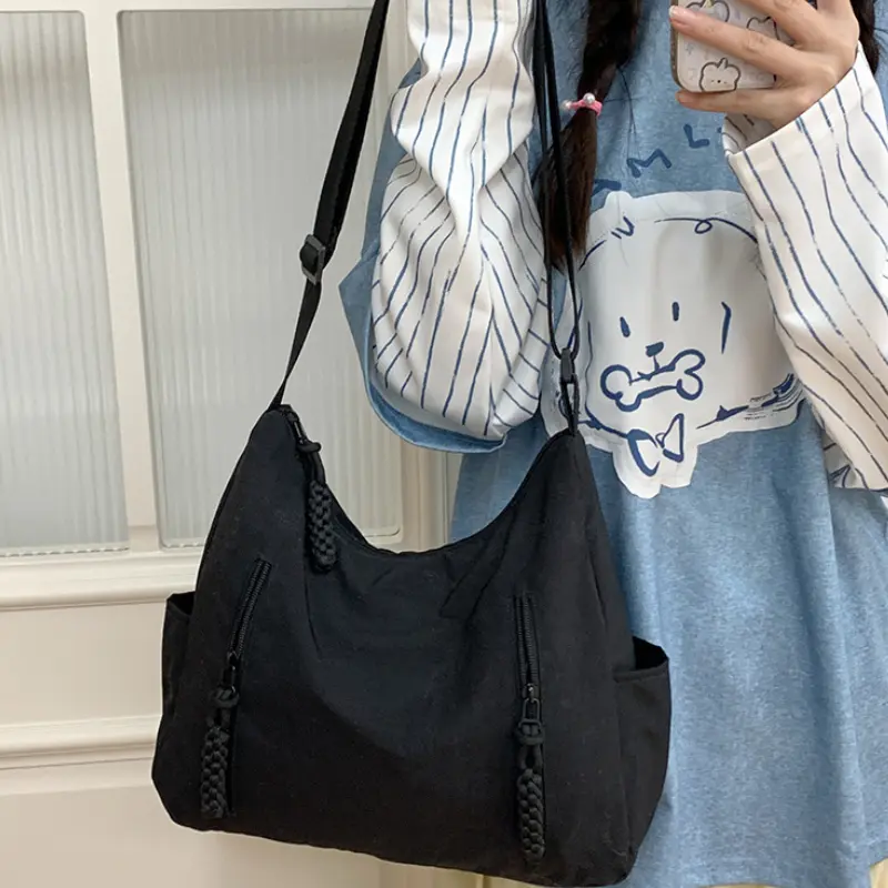 Nylon Messenger Bag Women Crescent Crossbody Bags Multi-Pocket Lightweight Shoulder Bag Travel Tote Handbag Female Shopping Bag