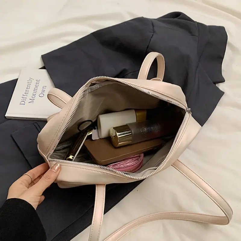 Solid Sewing Thread Fashion Glossy PU Shoulder Bags SilverBlack Versatile Handbags 2025 Hot Sale Bags for Women Bolsas Femininas