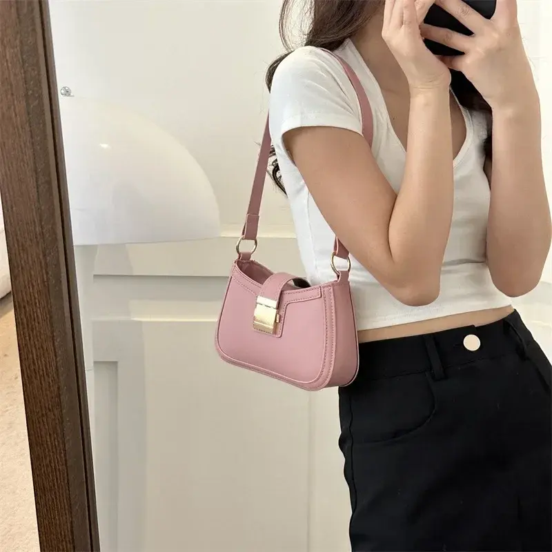 Women Vintage Handbag Brown PU Leather Gold Buckle Trendy Underarm Shoulder Bag Solid Color Handbag Women Luxury Simple Tote Bag