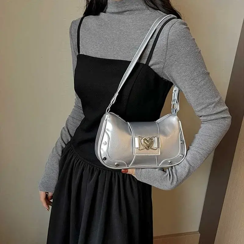 Fashion Women Shoulder Bag Y2K Armpit Bag Luxury Design Bolsos Pleated Underarm Bag Solid Color Messenger Bags Hobos Handbags