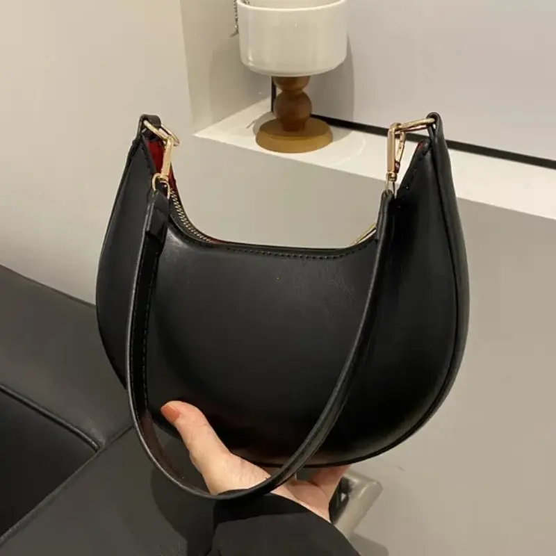 New Fashionable High-end Moon-shaped Baseball Bag Showing Luxury Women's Single Shoulder Bag Elegant Lady Handbags and Purses