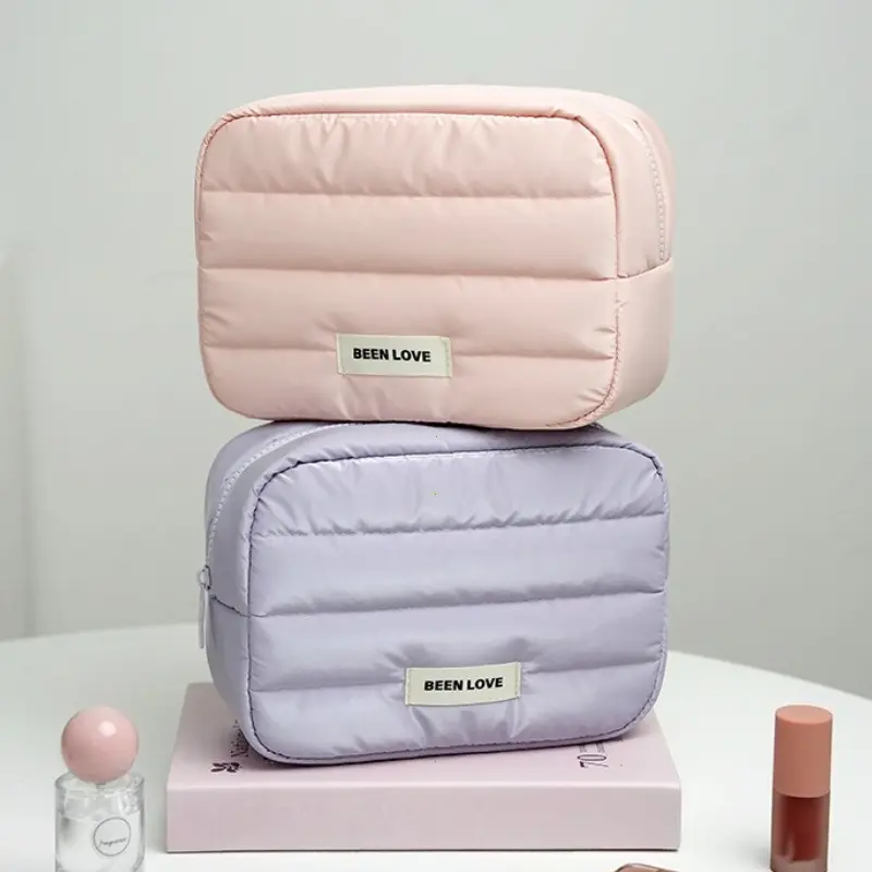 Fashion Large Capacity Makeup Bag Travel Organizer Portable Cosmetic Bag Multifunctional Toiletry Washbag Portable Storage Bag
