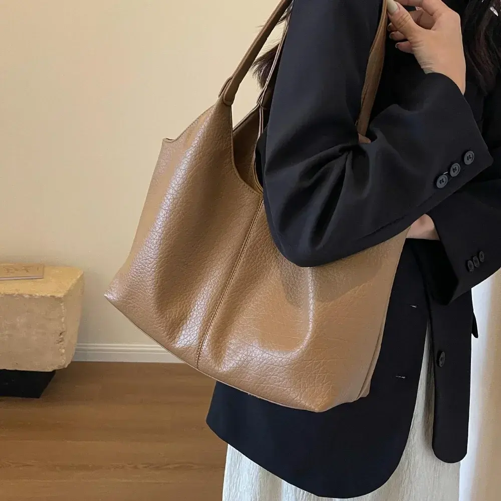 Fashion Retro Leather Tote Bags for Women 2025 Trend Female Simple Large Capacity Shoulder Bag Big Solid Color Handbags Purse