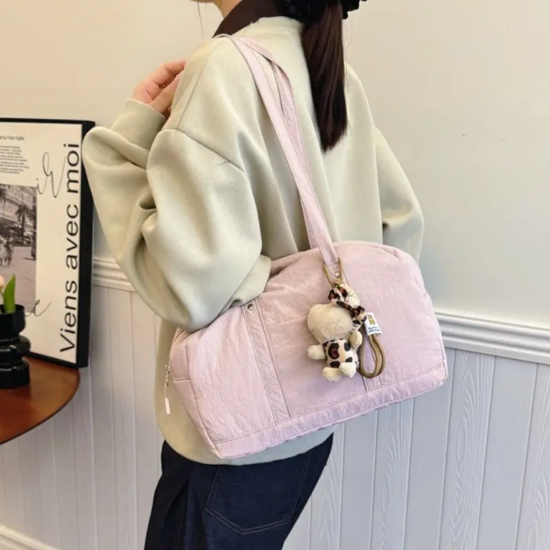 Casual Large Capaci Nylon Shoulder Bag Commuter Tote Bag Faionable Travel Bag for College Students Lightweight Versatile Handbag