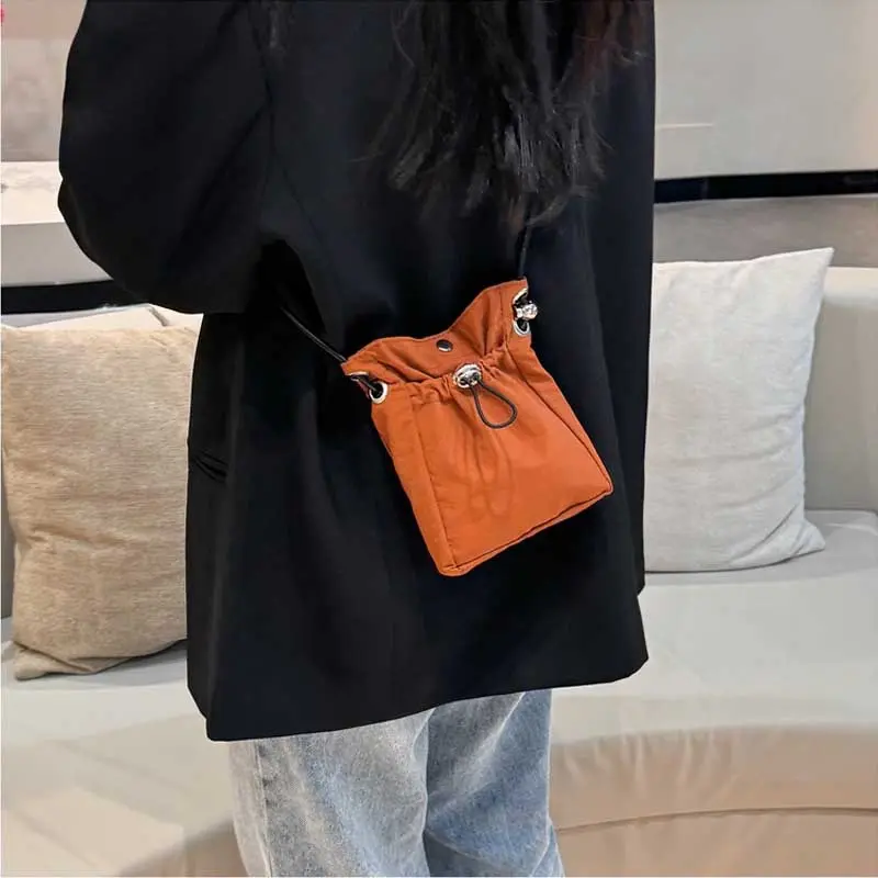 Nylon Crossbody Bag Soft Mini Phone Wallet Multifunctional Square Shoulder Bag Crossbody Purse Canvas Purse Messenger Bag bolsa