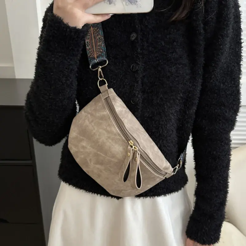 Retro Stylish Wide Strap Chest Bag PU Leather Spacious Zipper Design Shoulder Bag Solid Color Women’s Waist Bags for Daily Use