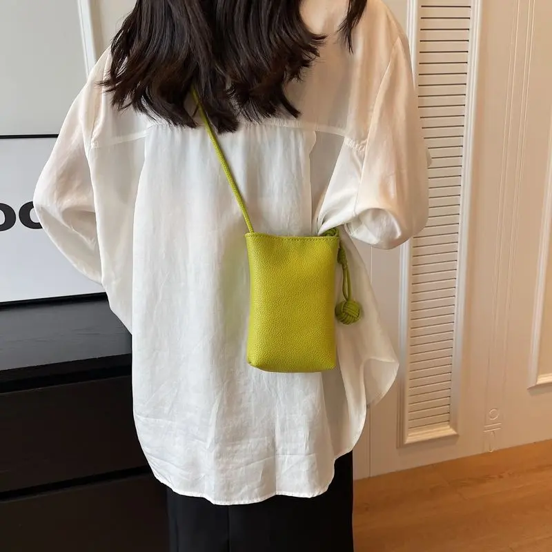 Women Leather Small Crossbody Bag Designer Cell Phone Bag Lightweight Fashion Shoulder Bag Ladies Travel Purses and Handbags