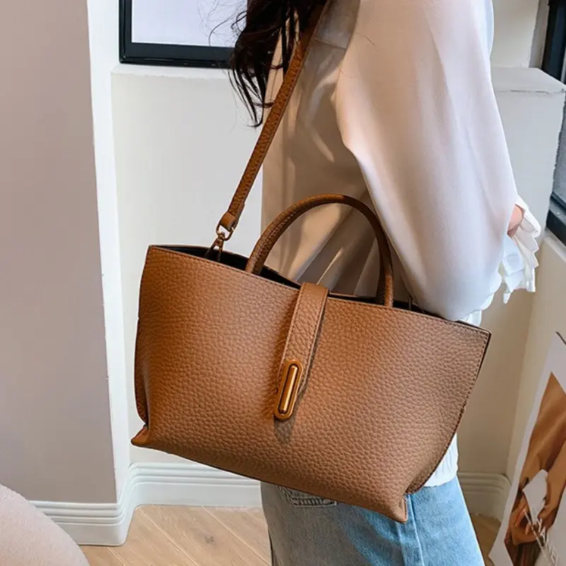 French Unique Advanced Texture Ladies Handbag 2025 New Lychee Pattern Retro High-capacity Commute Shoulder Bags Composite Bag
