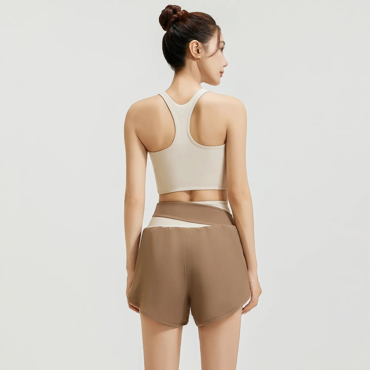 Juyitang color matching anti-light fake two-piece fitness sports nude yoga suit women