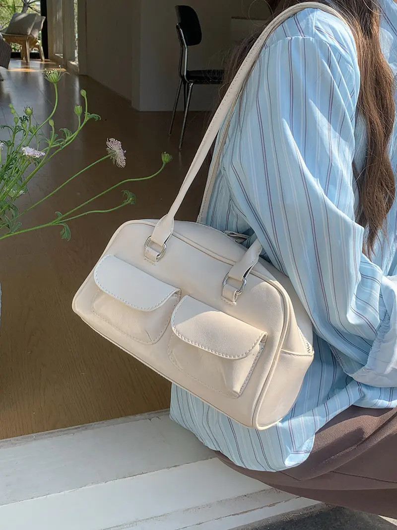 Minority armpit bag female Korean version of Instagram spring and summer new fashion Tote bag a large capacity commuter bag